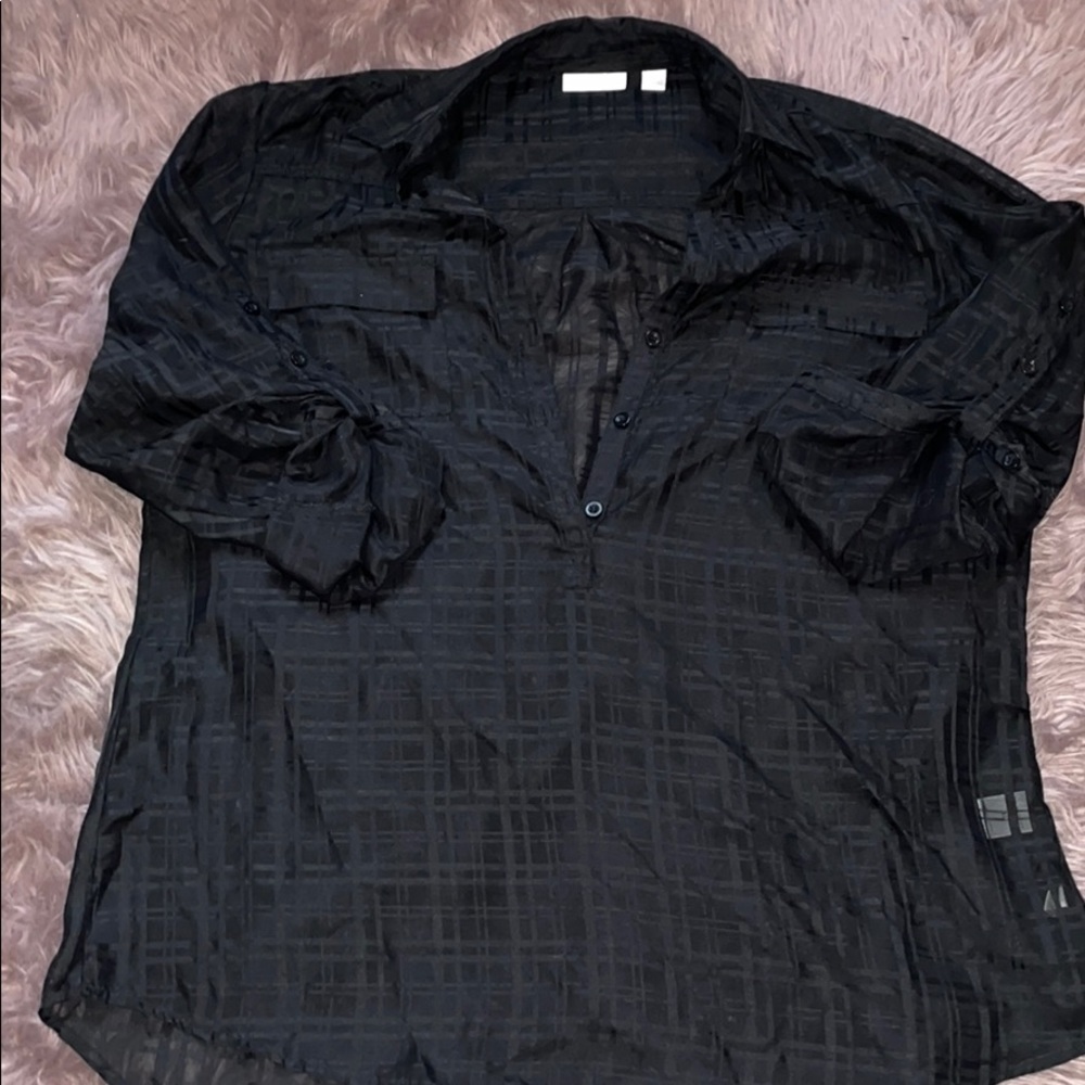 Lightweight black top.